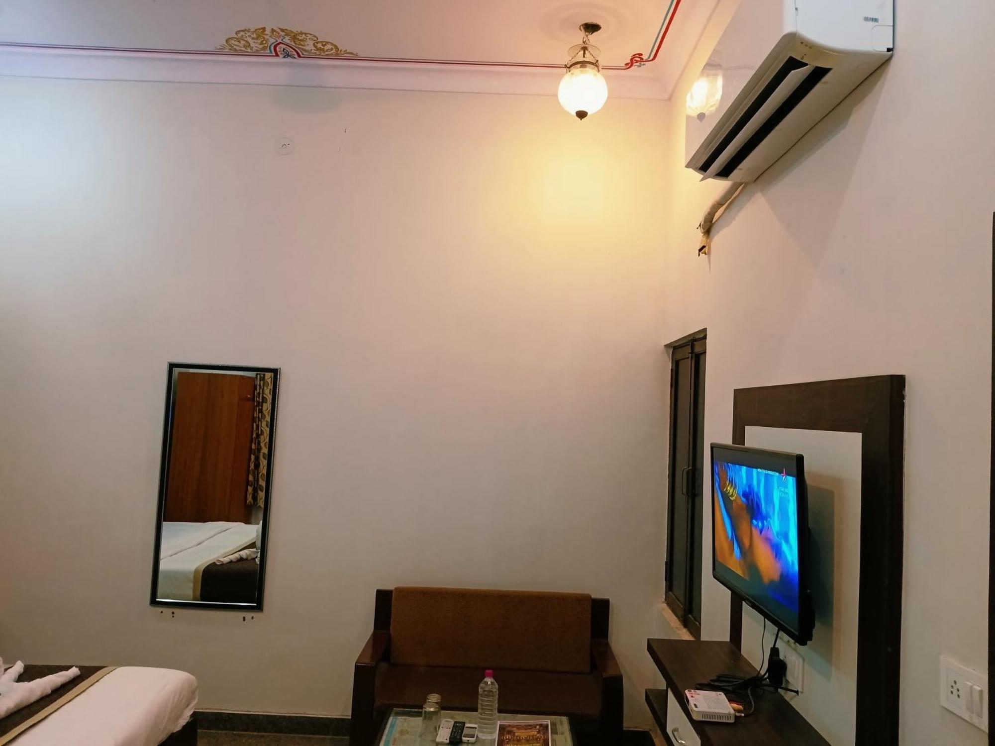 Hotel Mewad Haveli 푸쉬카르 외부 사진