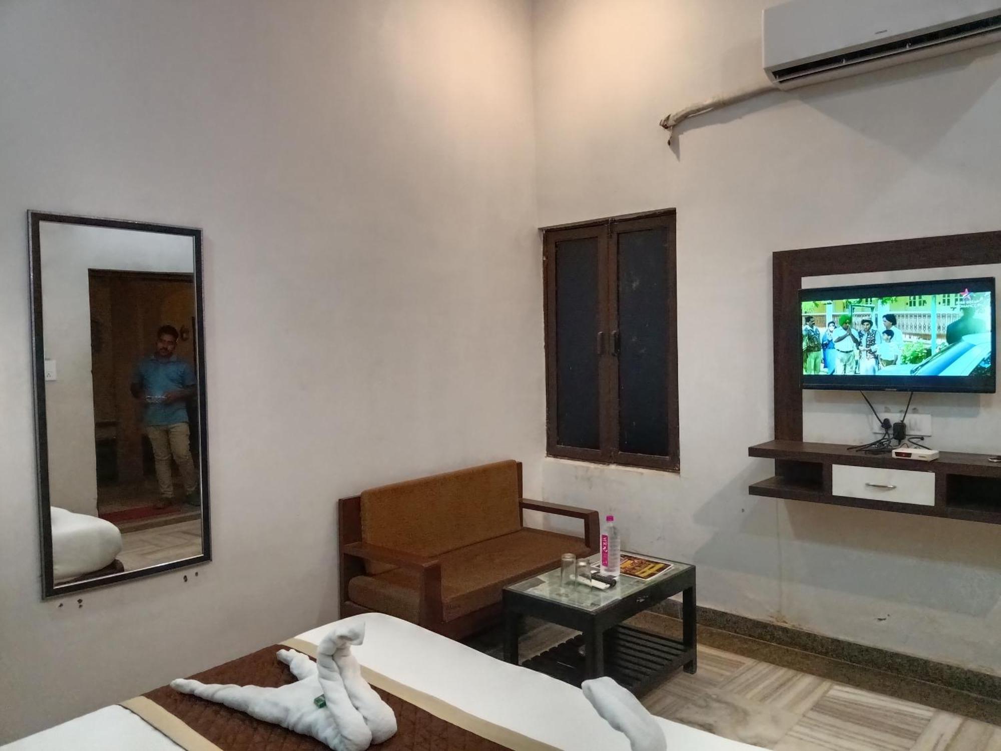Hotel Mewad Haveli 푸쉬카르 외부 사진