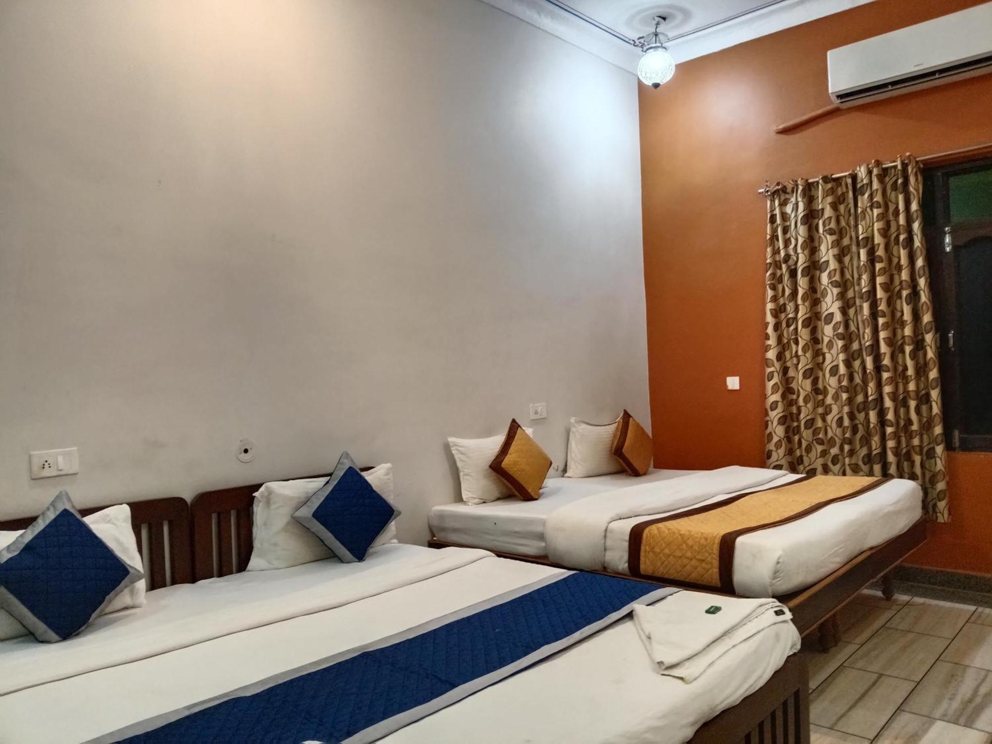 Hotel Mewad Haveli 푸쉬카르 외부 사진